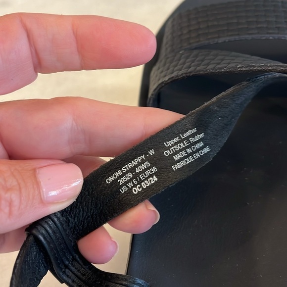 Olukai Onohi Strappy Black Platform Sandal Size 6 - Picture 7 of 7